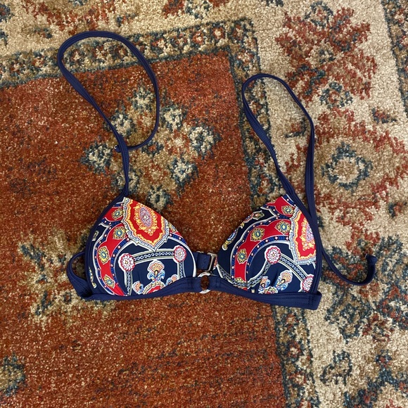 VENUS Other - Venus bikini top - Size B VENUS Other - Venus bikini top - Size B